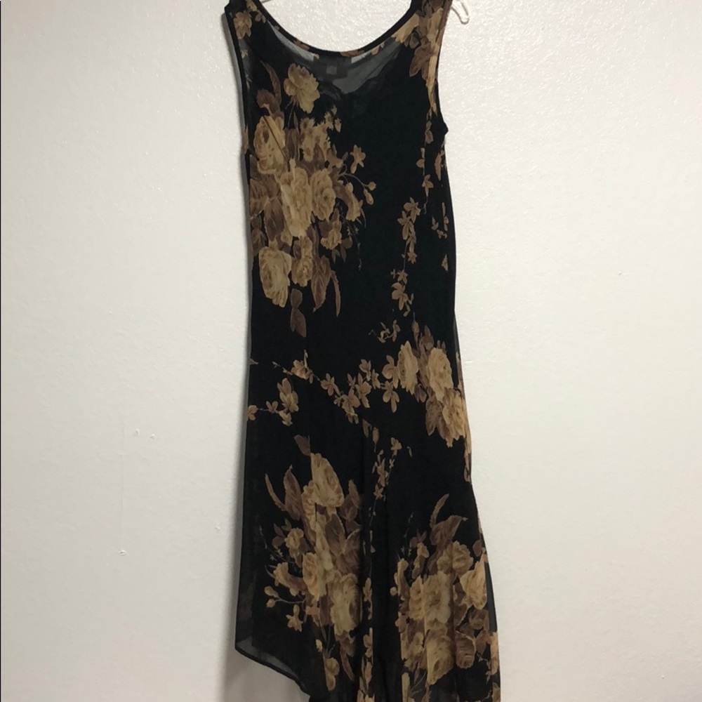 Dress - Picture 6 of 6